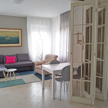 Apartment Alyna *