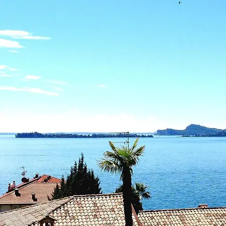 Alyna Gardone Riviera