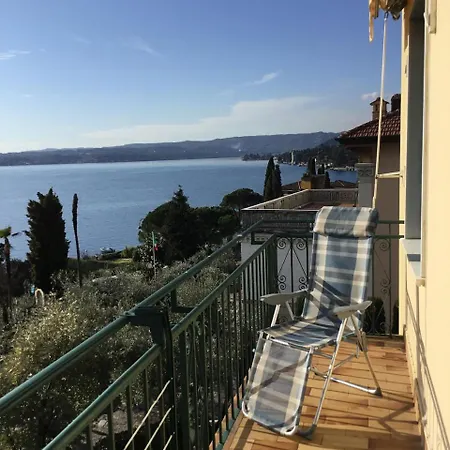 Apartment Alyna Gardone Riviera